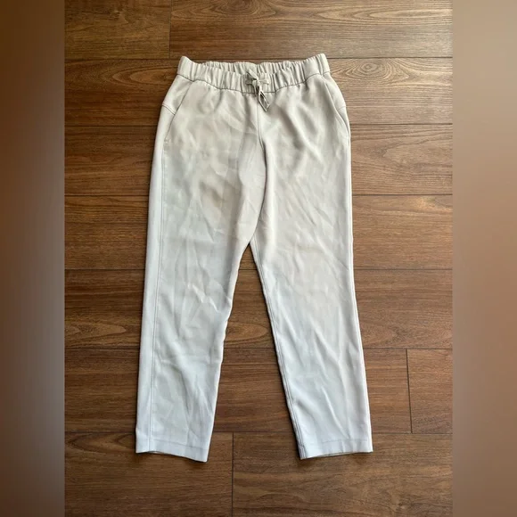 Lululemon On the Fly Pant 28” *Woven - Picture 5 of 9